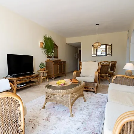 Apartment Costalita *