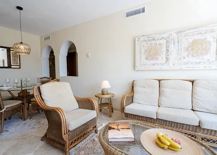 Costalita 아파트 에스테포나